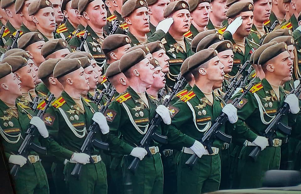Василий Устюжанин: Эстетика Парада Победы. 9 мая 2019-го.