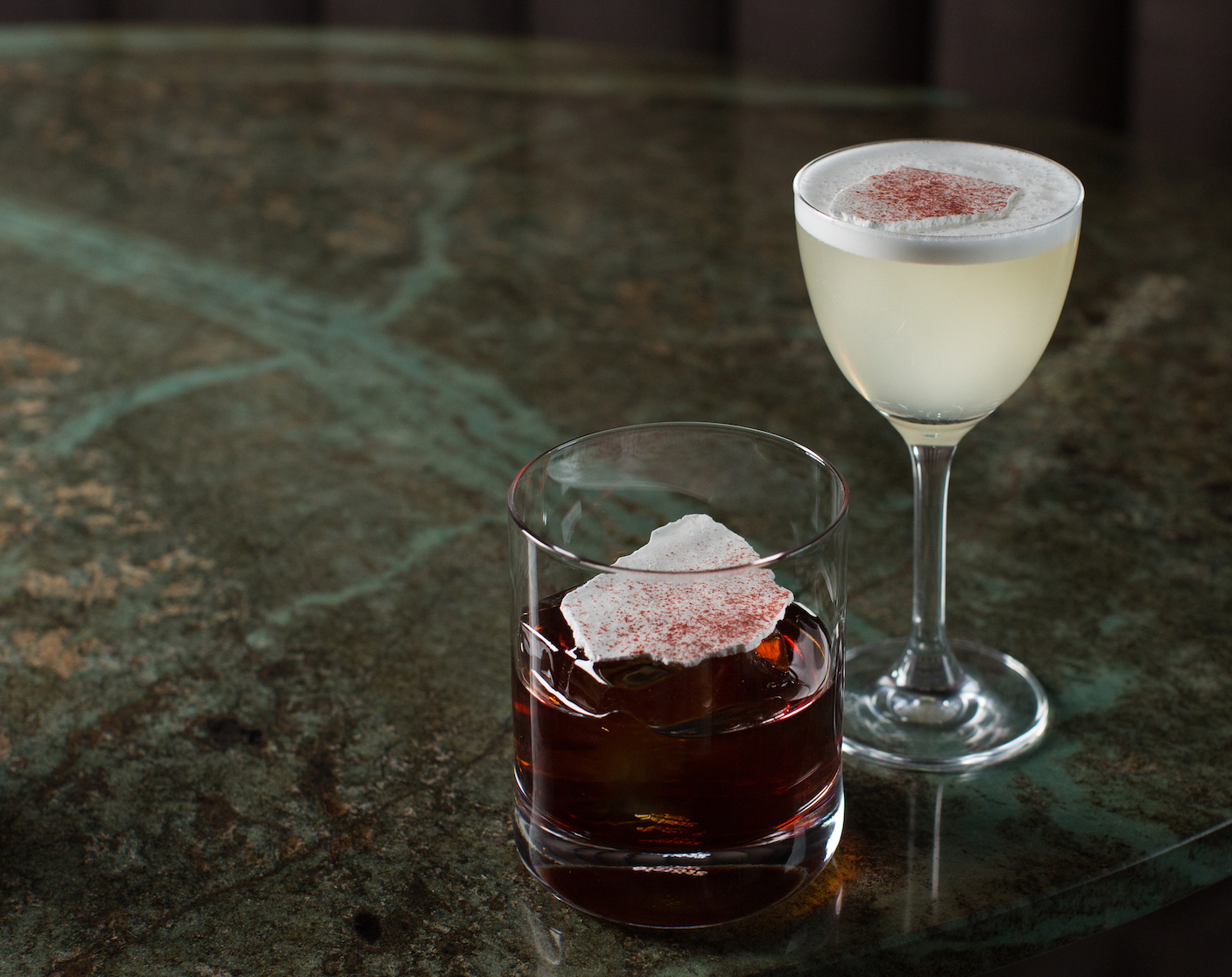День влюбленных на высоте: предложения панорамного ресторана BUONO и Mercedes Bar