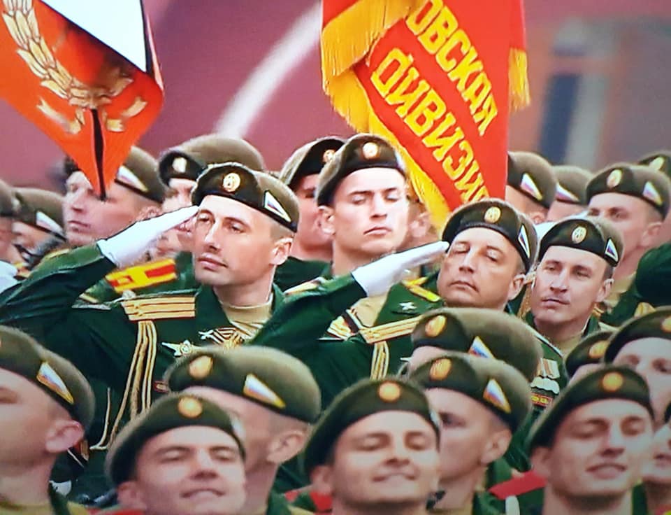 Василий Устюжанин: Эстетика Парада Победы. 9 мая 2019-го.