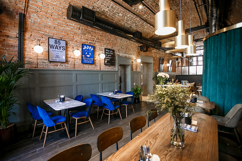 Санкт-Петербург: гастрономическое кафе с пекарней Kuznya Café