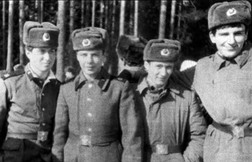 Абрамович начал воровать у государства еще в армии
