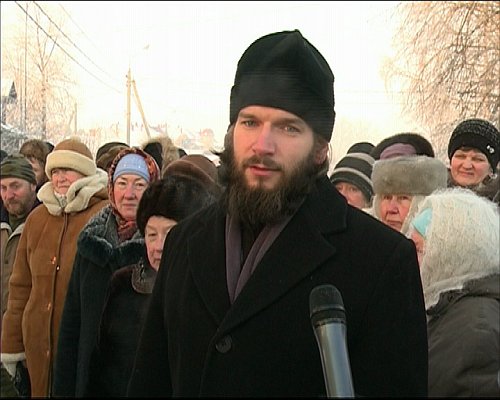 А дустом рожениц обрабатывать не пробовали?