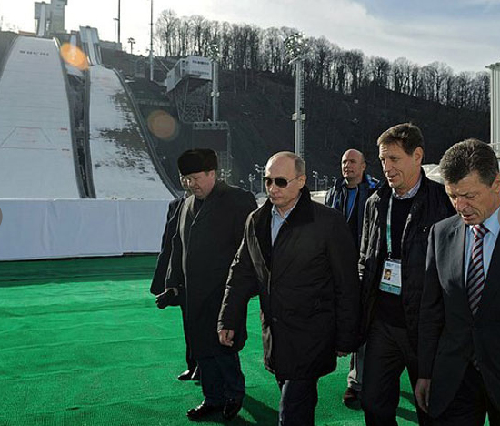 Ровно год до открытия Олимпиады в Сочи: Путин готовит жесткий "разбор полетов"