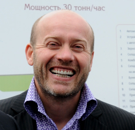 Михаил Юревич оказался рейдером?