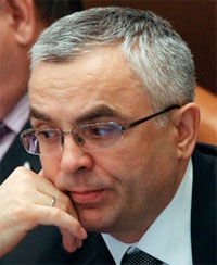 Декорации о доходах: как молодой помощник сенатора покупает самолет за $40 млн