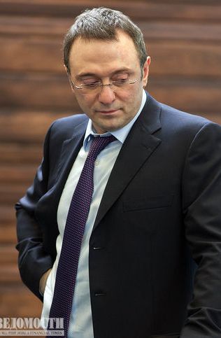 «Керимов нас что, за папуасов держит»?