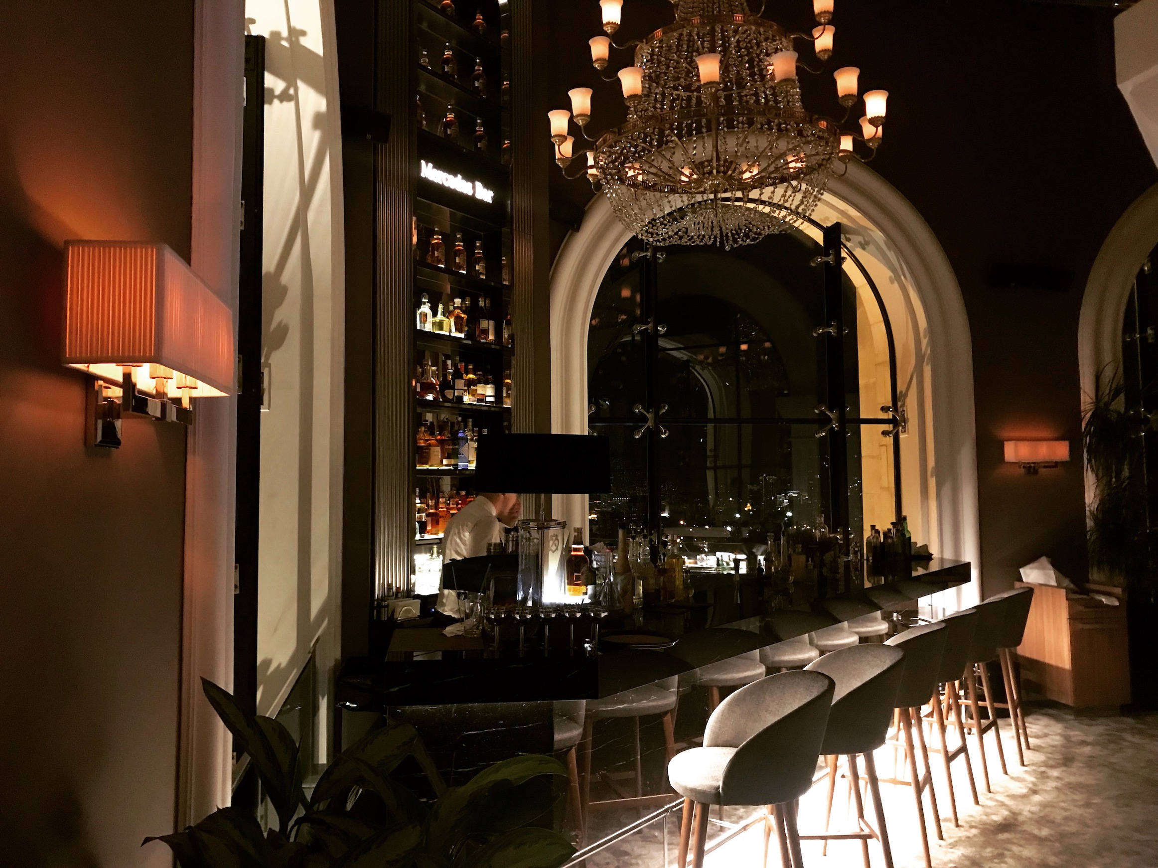 All the best: новогодняя ночь в Mercedes Bar