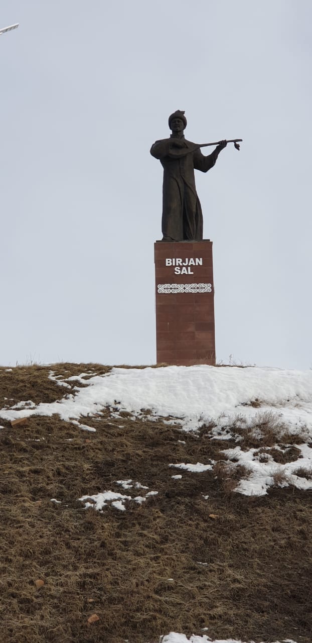 Василий Устюжанин: Первый Акын, последний Хан и вечный Султан...