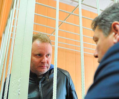 Алесей Бажанов «жирует» в бегах
