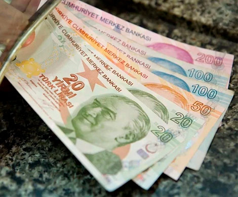 Анкара намерена спасти турецкую лиру от обесценивания