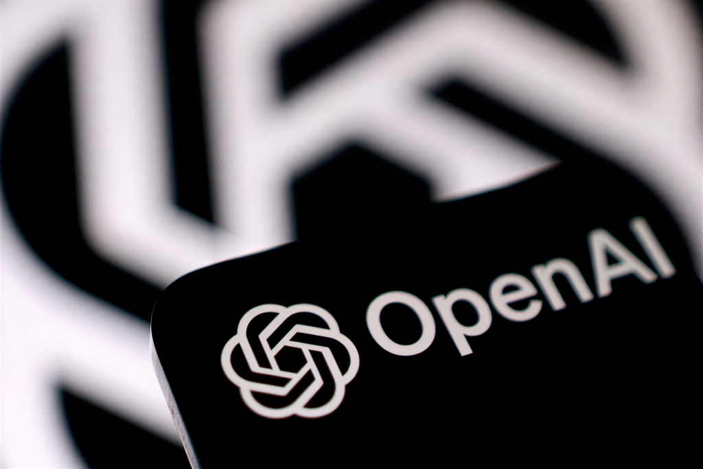 "Бардак Apple": OpenAI жестко ответила на обвинения в краже коммерческих секретов