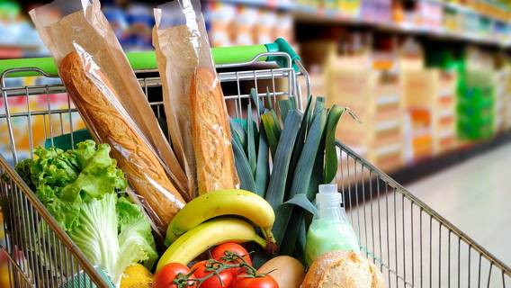 Цены на продукты питания В Великобритании впервые за два года снизились в месячном исчислении