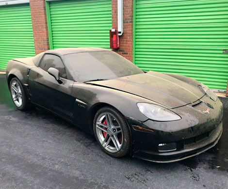 Chevrolet Corvette Z06 2009 года нашли на заброшенном складе