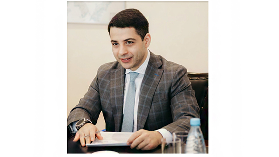 Давыдов Эдуард Маликович