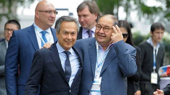 Документы показали, что владелец «Эвертона» получил £400 млн от компаний Алишера Усманова