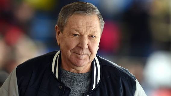 «Есенин русского хоккея». К 75-летию Александра Мальцева