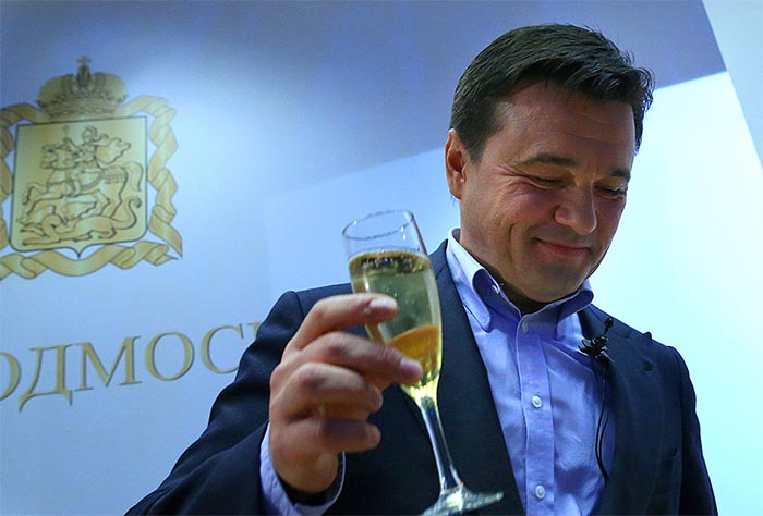 Губернатор Воробьев устроил в воскресенье «карусель». Выборную