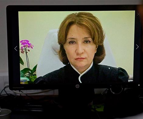 Комбинаторша с липовым дипломом