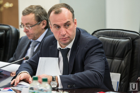 «Контрабанда — вагонами, „крыша“ — дипломатическая»