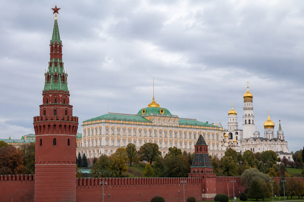Кремль ожидает итогов переговоров Уиткоффа и Кушнера в Киеве, разговор Путина с Трампом пока не планируется