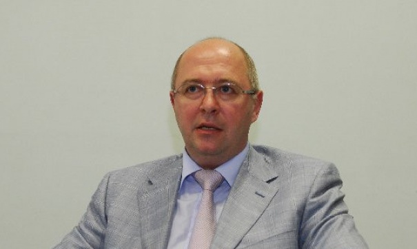 Кремль выставил против Навального кумиров молодежи
