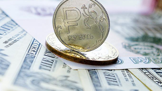 Крест смерти: эксперты предрекли серьезное падение курса рубля