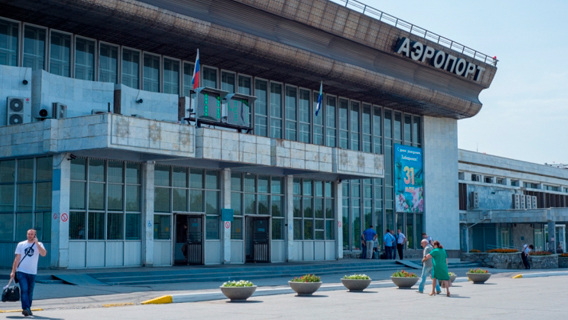 Малые аэропорты могут передать крупным компаниям
