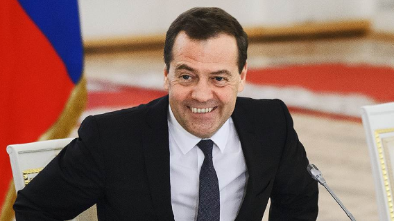 Медведев анонсировал массовую обязательную диспансеризацию россиян