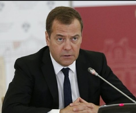 Медведев расщедрился деньгами для российских студентов