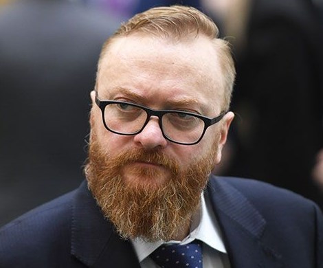 Милонов собрался голодать?: еще один депутат решил жить на 3,5 тыс. в месяц