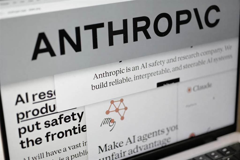 Модели ИИ Anthropic взломали три организации во время тестирования