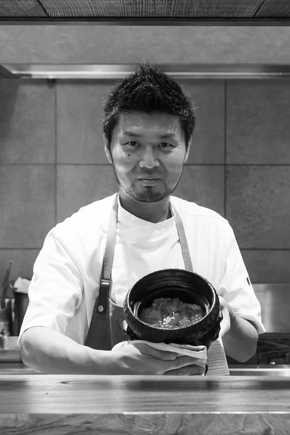 Москва: The World’ 50 Best шеф Зайю Хасегава в гостях у Дмитрия Еремеева, шеф-повара ресторана «Турандот»