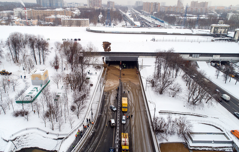 На северо-западе Москвы затопило тоннель
