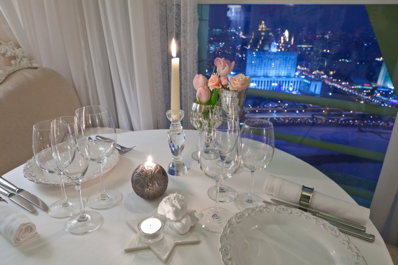 Новогодняя ночь в ресторанах BUONO, Mercedes bar, «Трубадур» и Romantic
