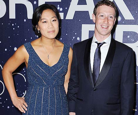 Основатель Facebook поздравил супругу с 11-летием их знакомства 