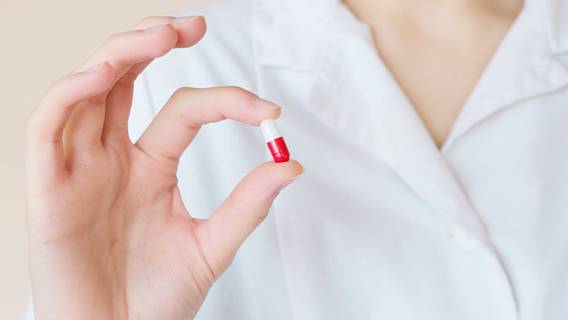 Pfizer разработала таблетку от коронавируса, сокращающую риск госпитализации и смерти на 89%