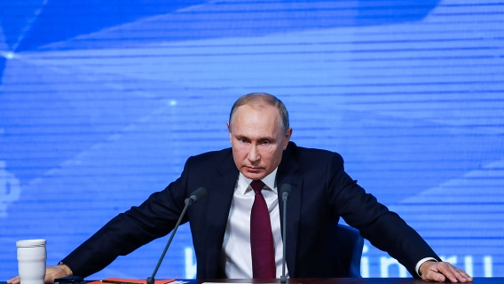 «Под Путиным все зашаталось»: экс-замминистра заявил о нестабильности российской власти 