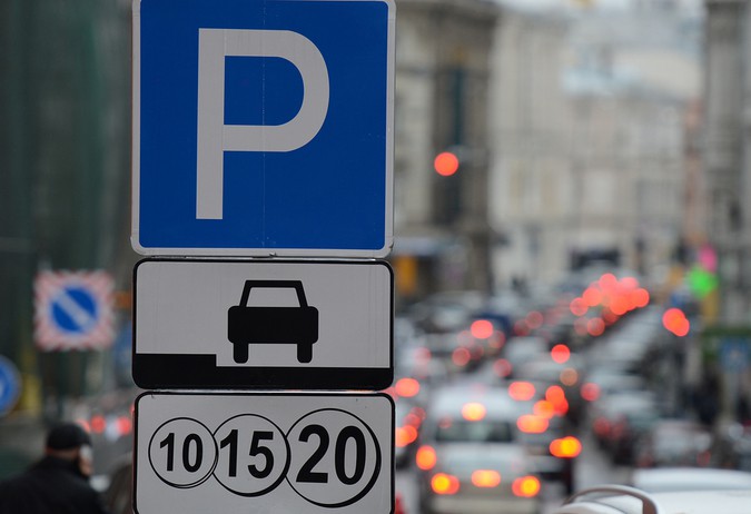 Политика Ликсутова: в Москве автомобилистам места нет