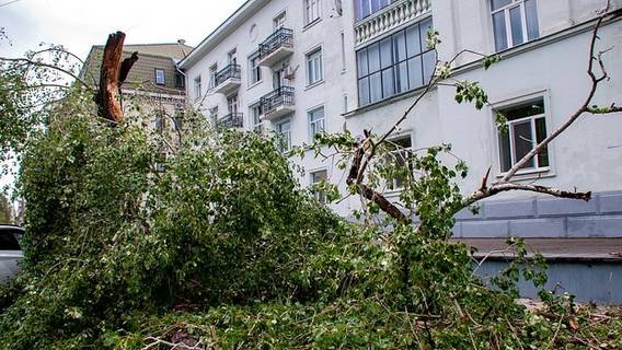 Приволжье: в результате удара стихии погибли 10 человек, 76 граждан пострадали