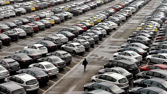 Продажи легковых автомобилей в Китае снизились на 6,5% в июне