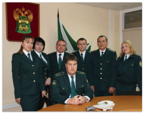 Решалы помогают судье Хахалевой оставаться непотоляемой