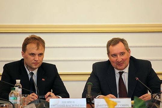 Рогозин нарвался на политический скандал