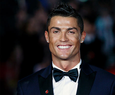 Роналду признан игроком года по версии Globe Soccer Awards