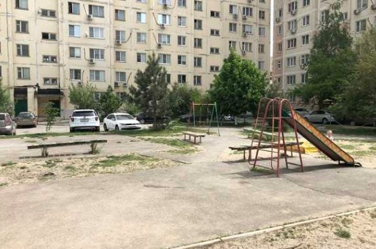 Ростовчане озабочены опасной детской площадкой