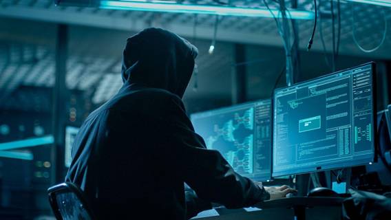 Служба MI5 предупредила о шпионской угрозе, связанной с профессиональными социальными сетями