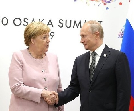 СМИ: Ангела Меркель безнадежно больна