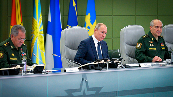 СМИ сообщили о сбое на маневрах в присутствии Путина