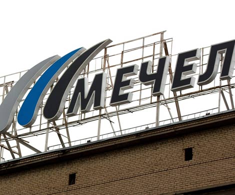 Суд постановил «Мечелу» выплатить 50 млрд рублей долга ВТБ