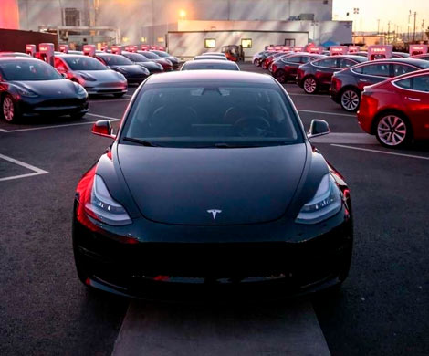 Tesla запустила продажи подержанных Model 3