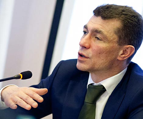 Топилин: погашать долги по зарплате из Резервного фонда – неправильно